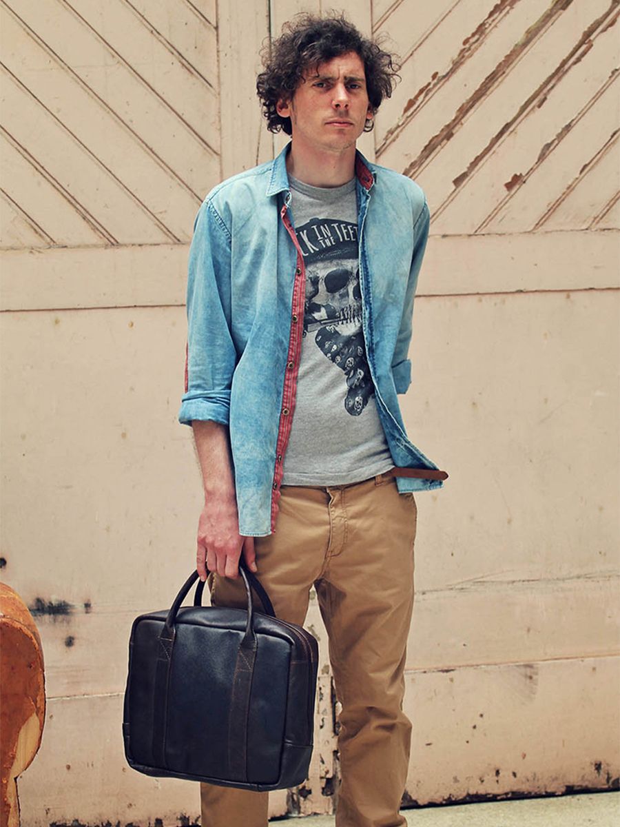 foto-vista-posterior-maletín-ordenador-cuero-negro-lemecanographe-indus-paul-marius-m22-d