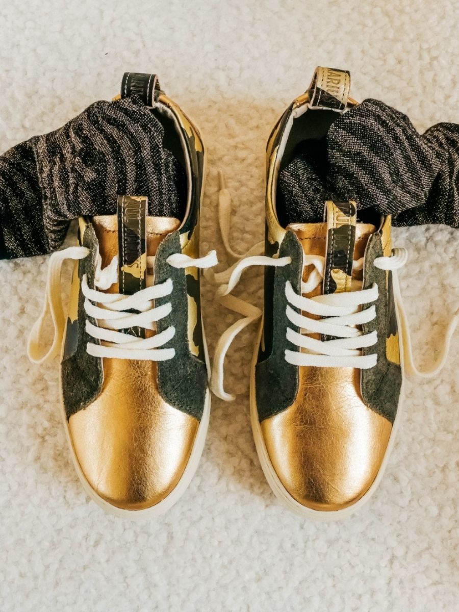 foto-vista-lateral-zapatillas-de-mujer-cuero-marrón-verde-pm002-camuflaje-caqui-dorado-paul-marius-pm002-ca-k-g-s36