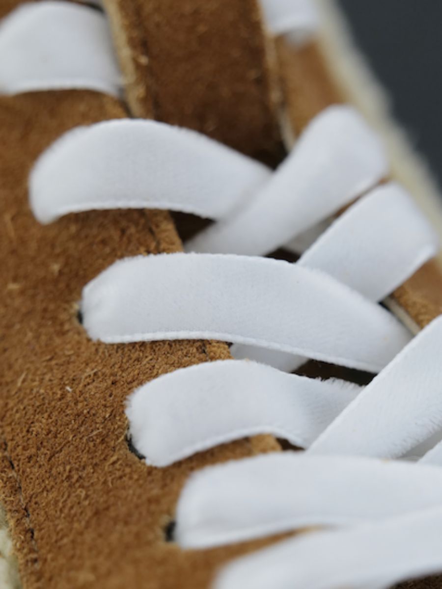 foto-material-zapatilla-mujer-cuero-marrón-pm001-natural-paul-marius-pm001-sh-w-ol-s35