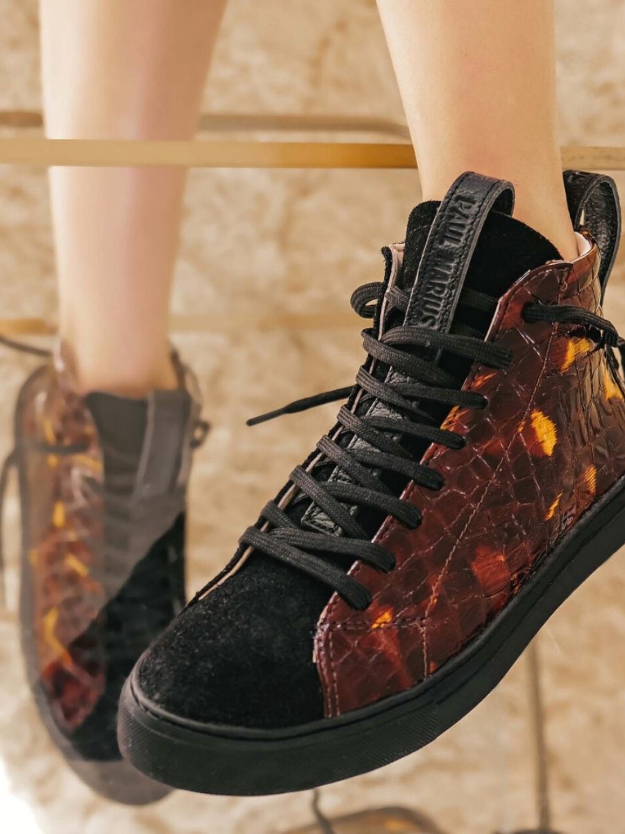 foto-vista-frontal-zapatillas-deportivas-mujer-cuero-marrón-pm001-caimán-ámbar-barnizado-paul-marius-pm001-c-am-s36
