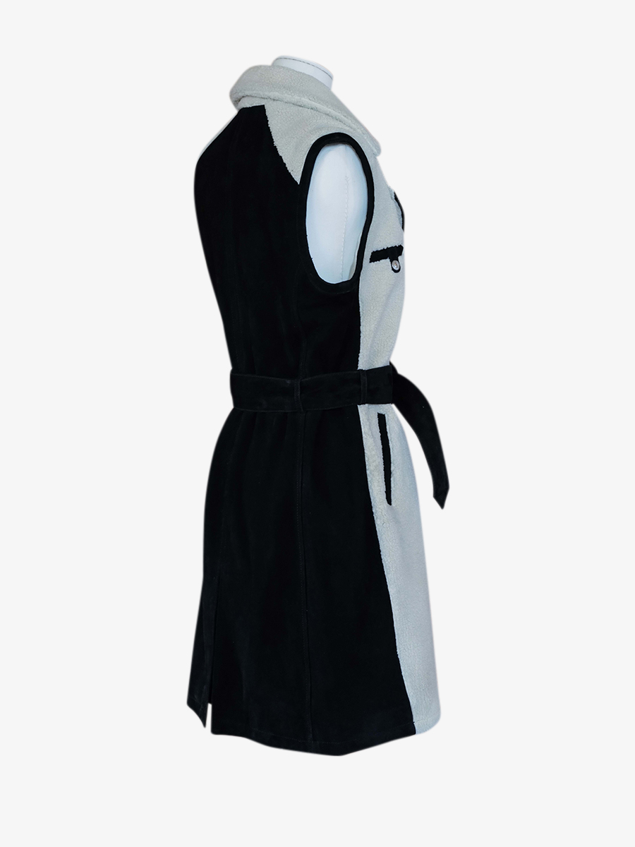 foto-vista-posterior-trench-cuero-mujer-negro-letrench-sin-mangas-negro-paul-marius-wtc-sm-sh-w-b-s36