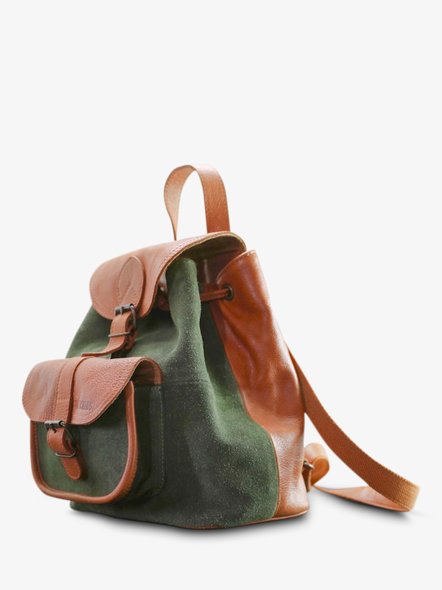 foto-vista-lateral-mochila-de-cuero-para-mujer-marrón-verde-lebaroudeur-pampa-verde-bosque-natural-paul-marius-m39-ol-gf