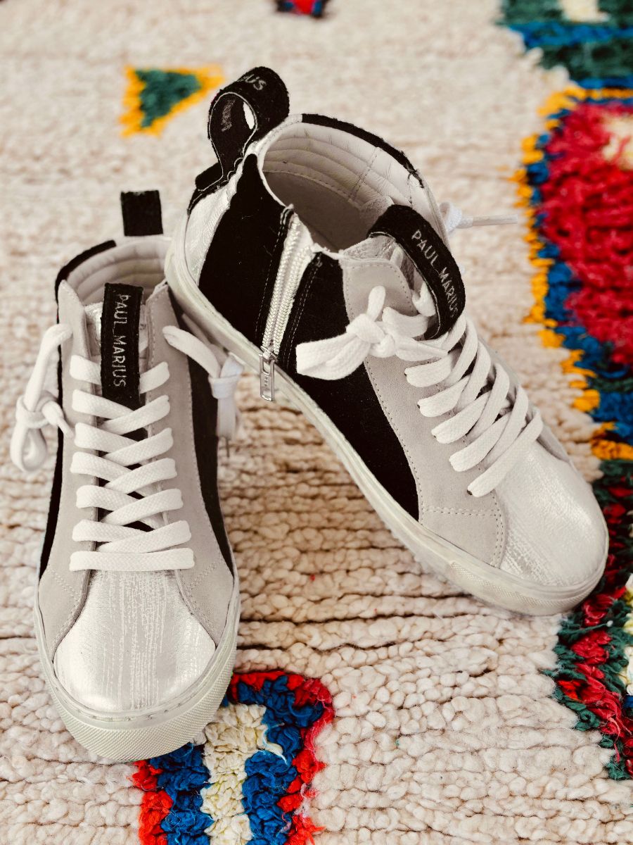 foto-vista-frontal-zapatilla-de-mujer-cuero-negro-pm001-negro-paul-marius-pm001-fifties-b-s35-