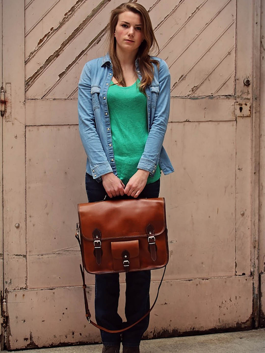 foto-portadocumentos-cuero-marrón-le-grand-express-l-natural-paul-marius-m18s16l