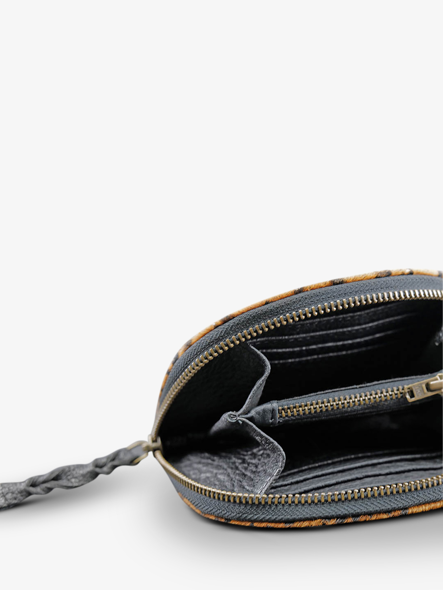 foto-interior-cartera-cuero-mujer-negro-leportefeuille-manon-leopard-negro-paul-marius-m32-lp-b