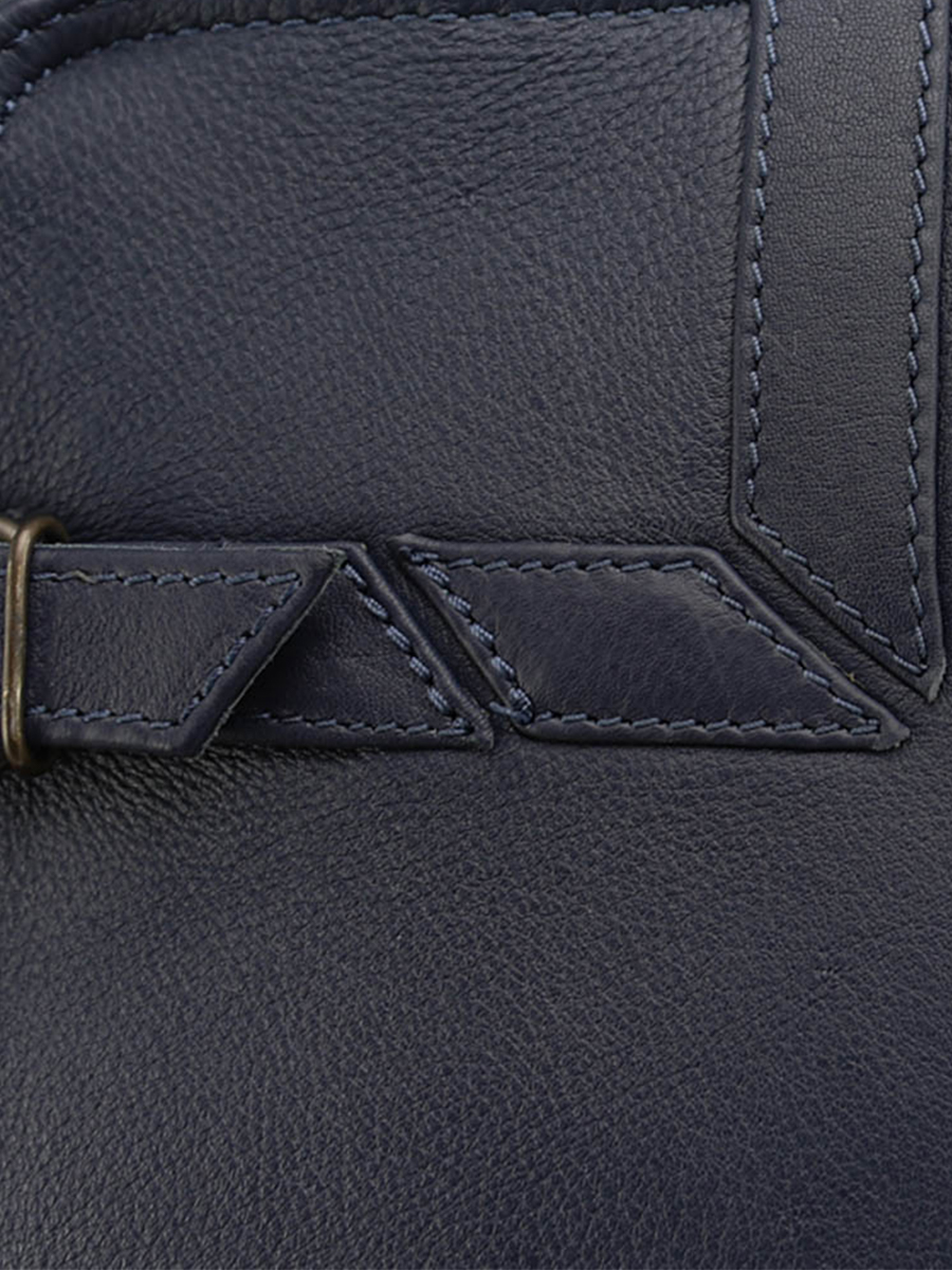 foto-material-mochila-de-cuero-azul-lecitadin-azul-tinta-paul-marius-b04-db