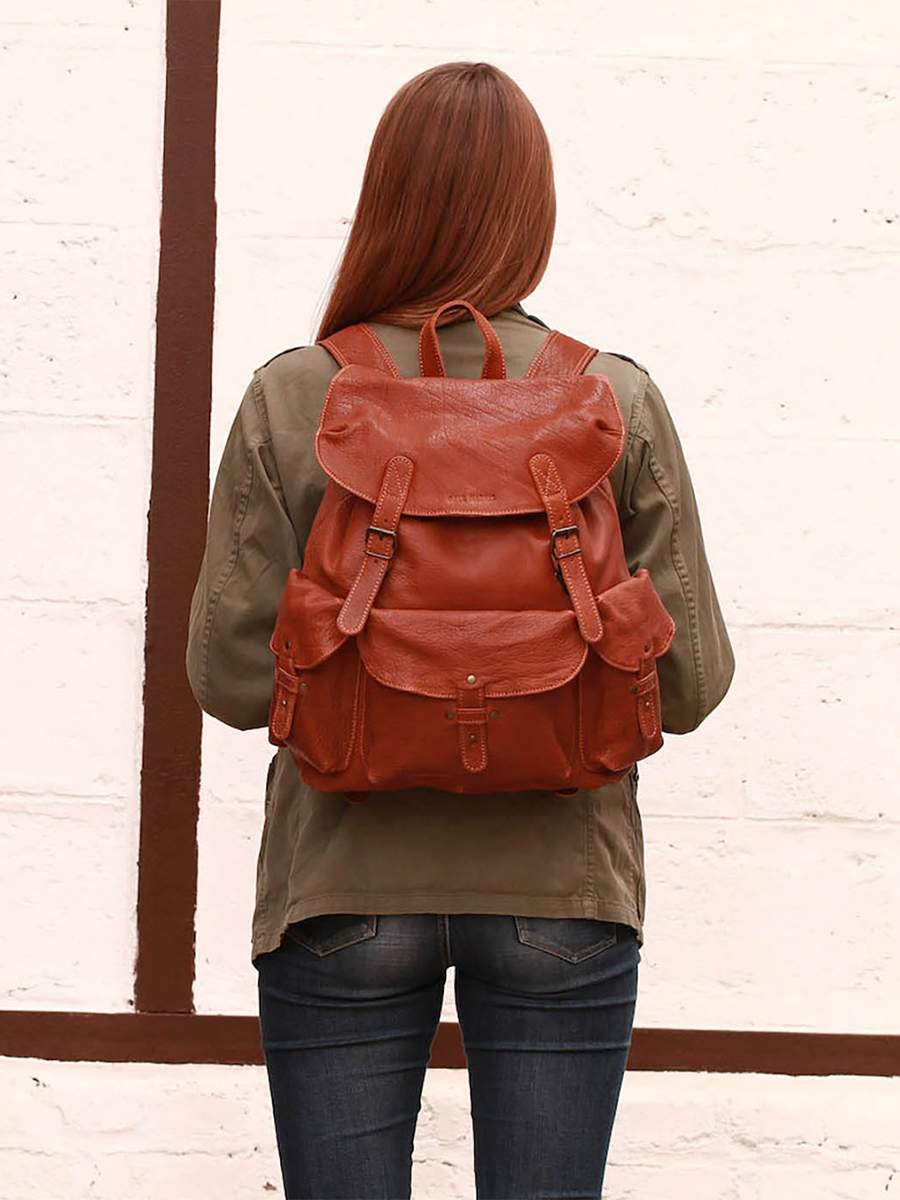 foto-mochila-de-cuero-marrón-lemeridien-natural-paul-marius-m38-l