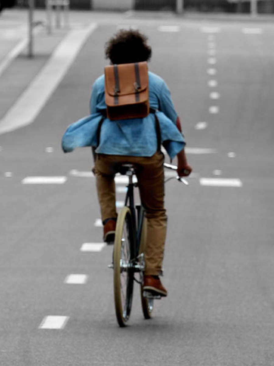 foto-material-mochila-de-cuero-marrón-lecoursier-natural-paul-marius-m03-l