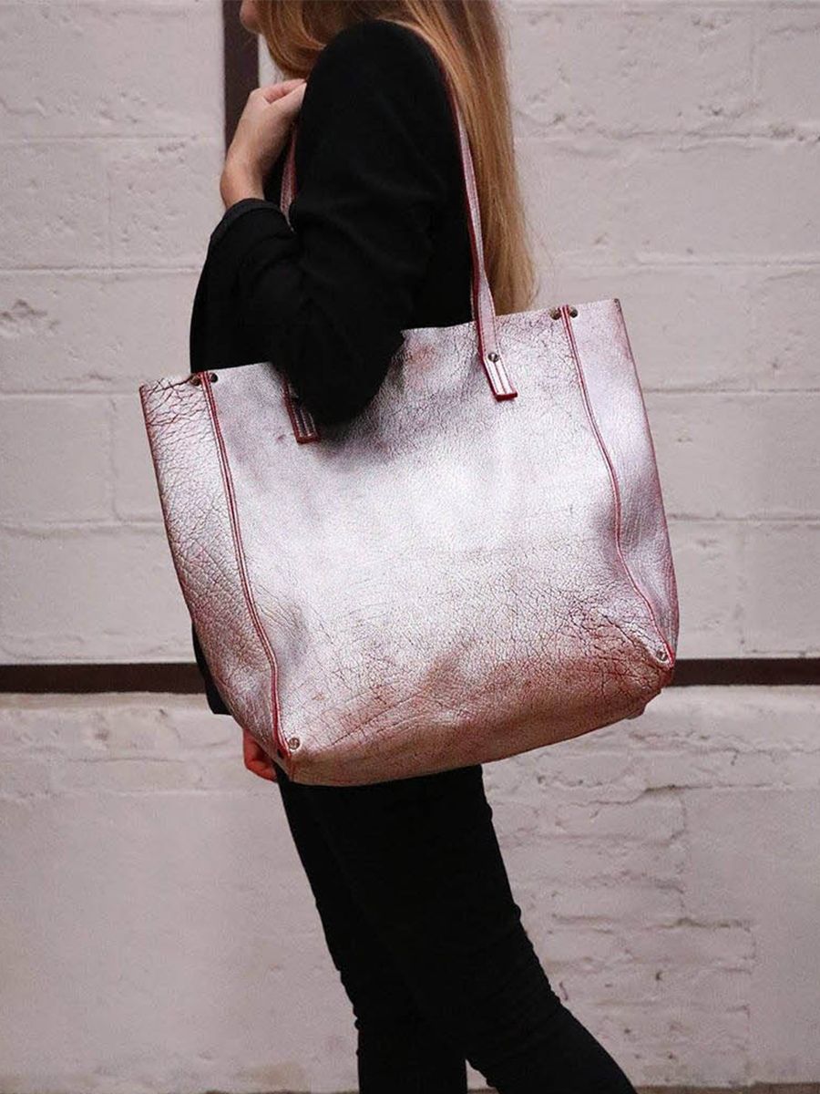 foto-bolso-bolso-de-cuero-mujer-plateado-leffronte-l-ladrillo-plateado-paul-marius-w11-rs