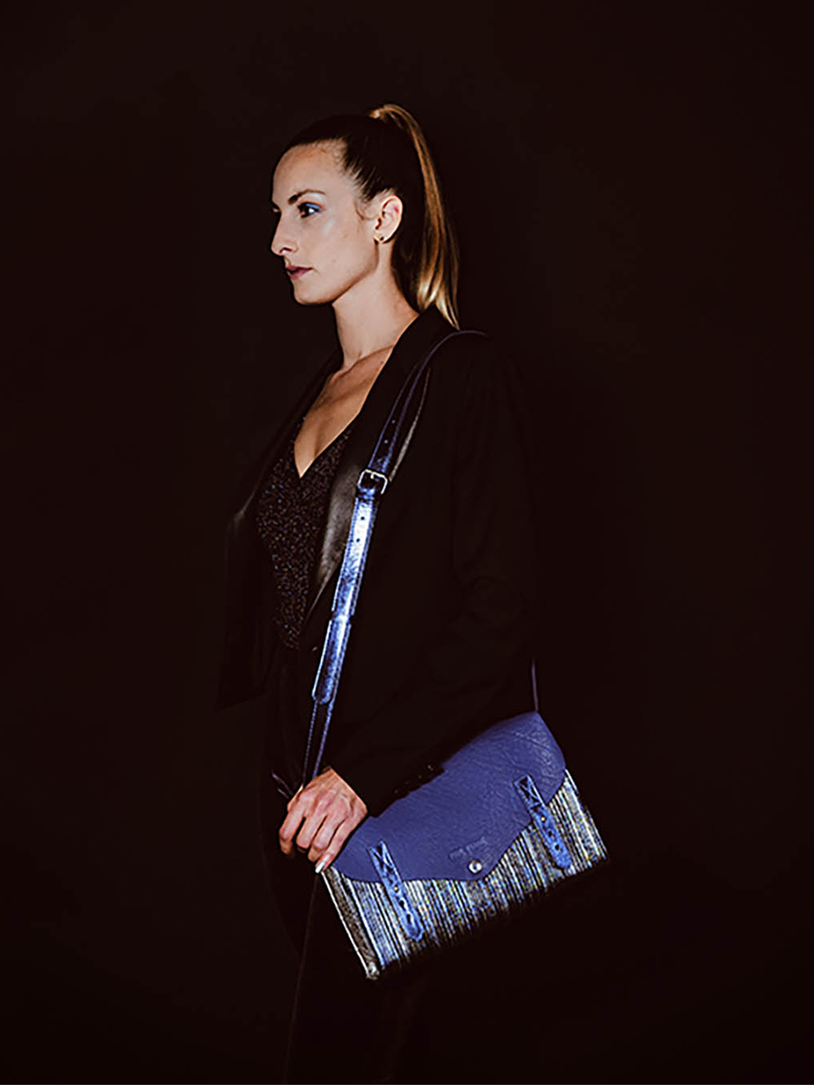 foto-vista-posterior-bolso-bandolera-cuero-mujer-lindispensable-cosmos-paul-marius-w08-cs