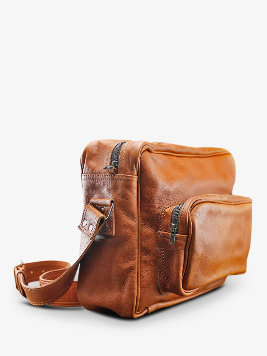 foto-vista-lateral-bolso-48h-cuero-hombre-marrón-leretro-naturel-paul-marius-m15-l