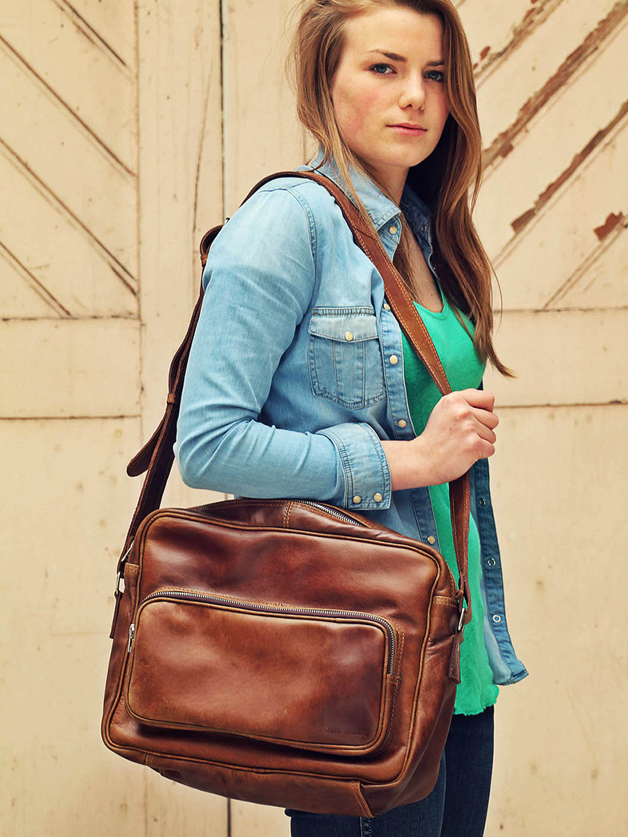 foto-bolso-48h-cuero-hombre-marrón-leretro-natural-paul-marius-m15-l