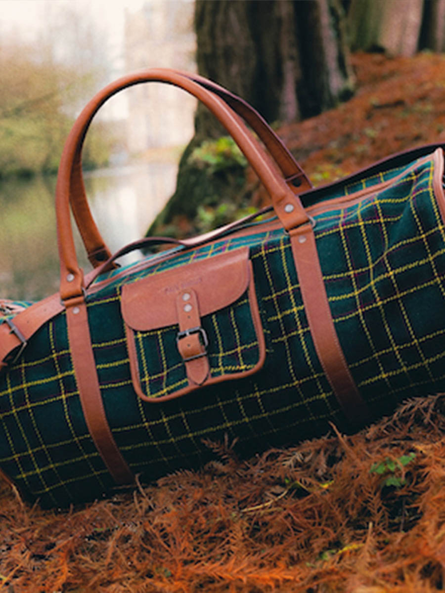 foto-vista-lateral-bolsa-de-viaje-de-cuero-levoyageur-xl-celtik-paul-marius-m08s60-sco-gr-ol