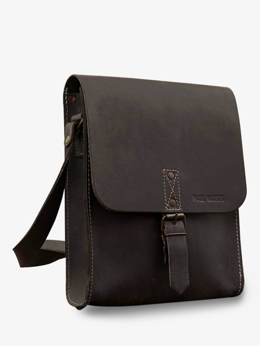 foto-vista-lateral-bolso-de-cuero-para-hombre-negro-lejournalier-negro-paul-marius-p03-b