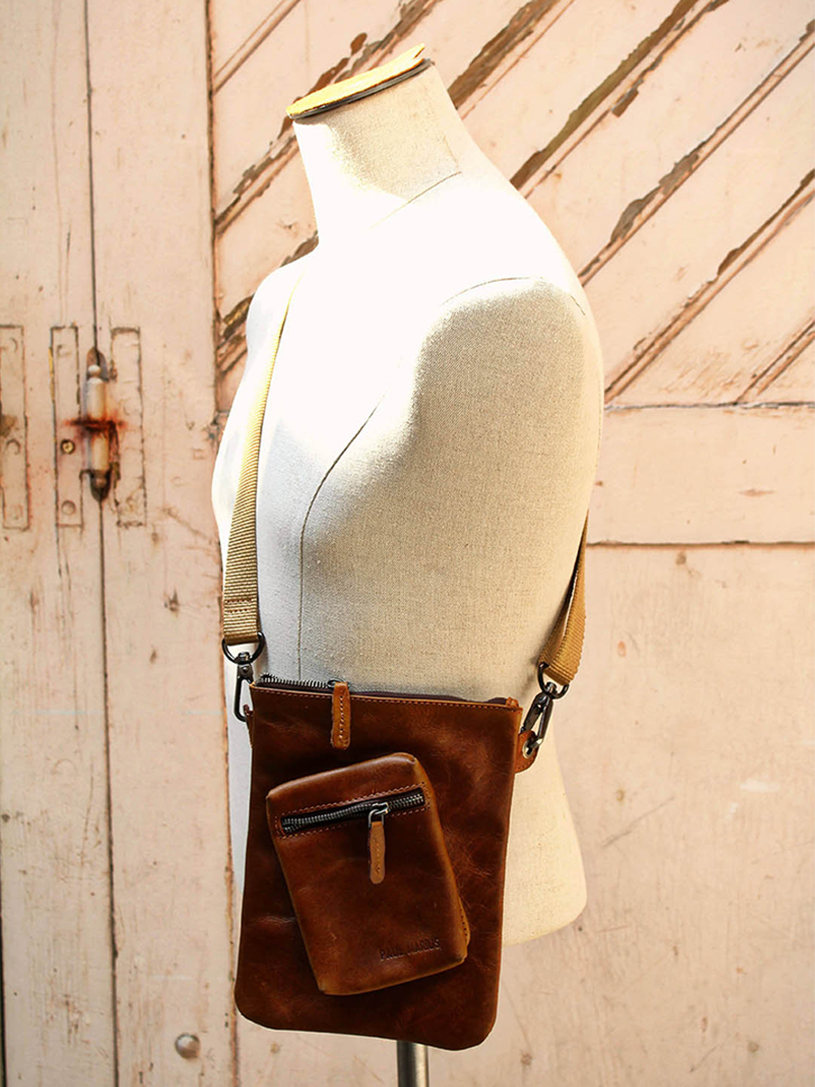 foto-bolso-hombre-cuero-negro-lapochette-de-paul-negro-paul-marius-m05-b