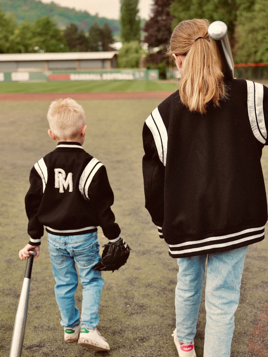 foto-vista-frontal-teddy-chaqueta-de-cuero-y-tejidos-leteddy-50s-niño-negro-paul-marius-tdy-fifties-b-2a